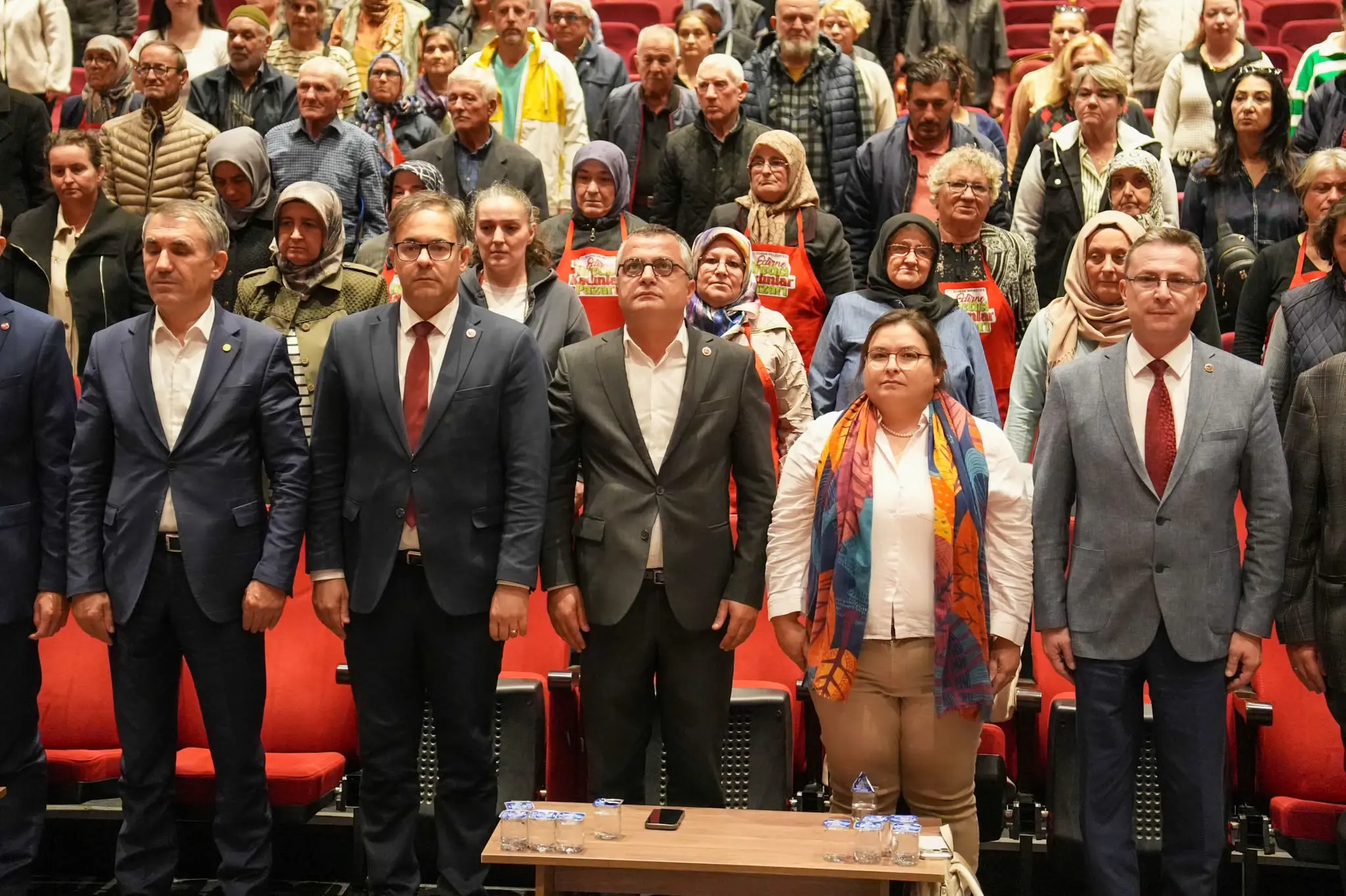 “EDİRNE BELEDİYESİ KADIN ÜRETİCİLERİ BİR ARAYA GETİRDİ” galeri görseli
